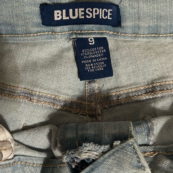 Blue Spice Flared Distressed Jeans Size 9 - Picture 5 of 5